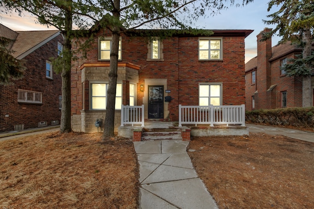 view of front of home featuring covered porch