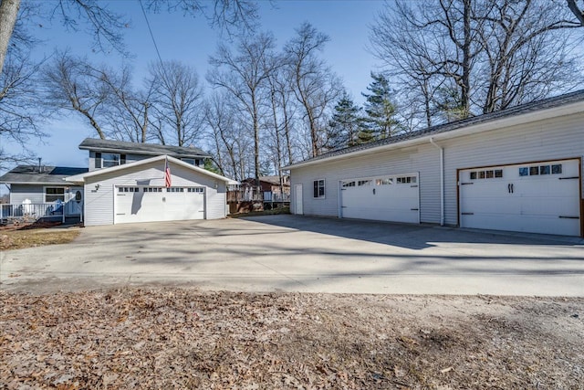 view of side of property featuring an outdoor structure