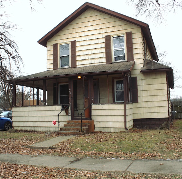 view of front of property featuring a porch