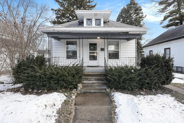 bungalow featuring a porch