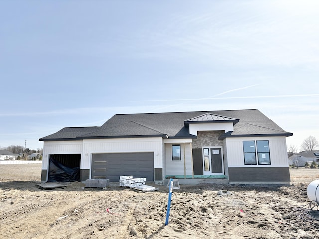 view of front facade with an attached garage