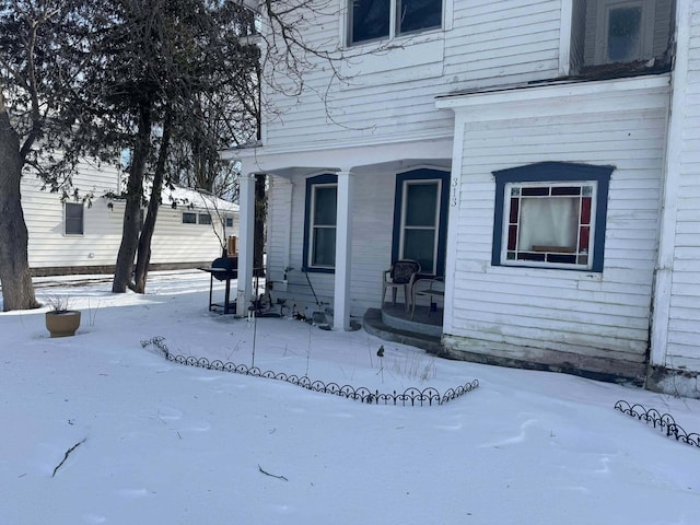 exterior space featuring a porch