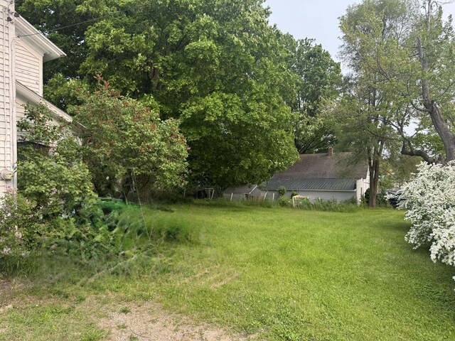 313 W 6th St, Evart, MI 49631 - view of yard