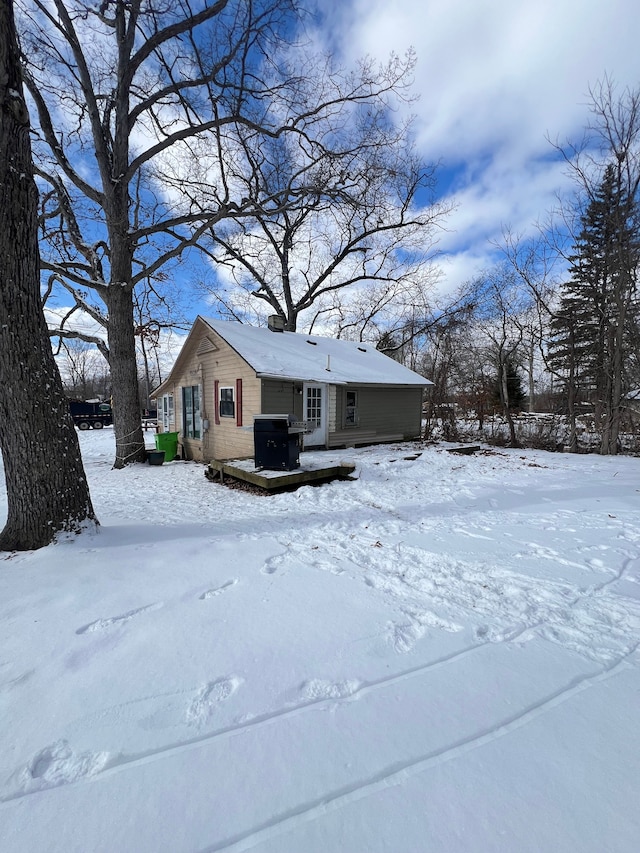 view of front of property