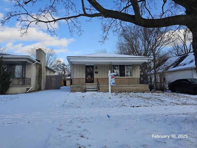 view of front of home featuring a porch