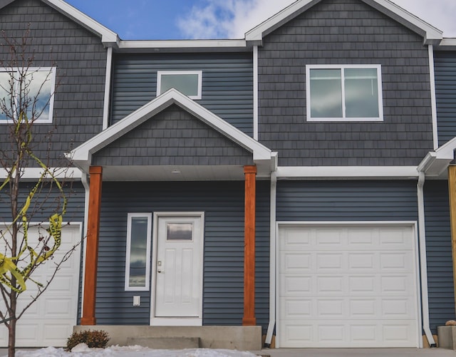 view of front of house featuring a garage