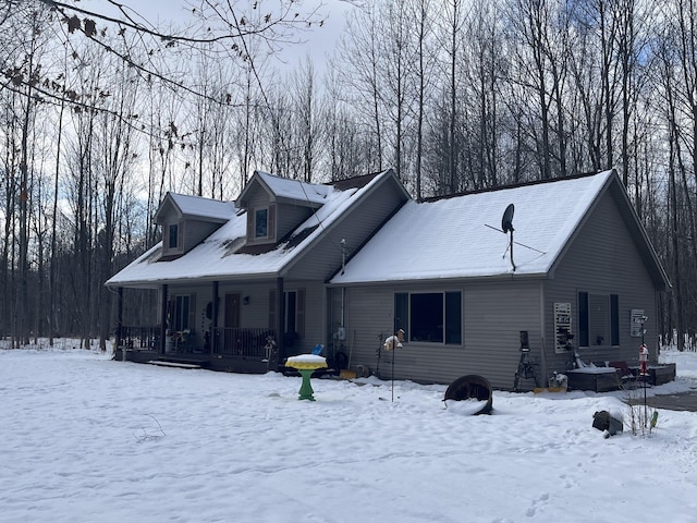 view of front of house featuring a porch