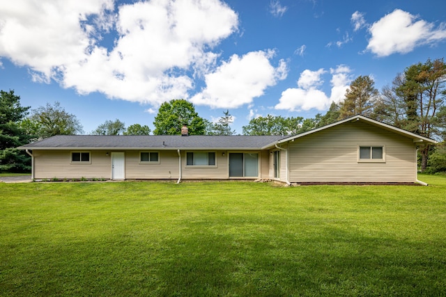 7500 Dexter Pinckney Rd, Dexter, MI 48130 - view of front facade featuring a front lawn