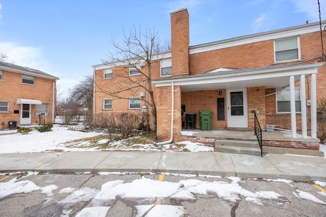 view of front of property with a porch