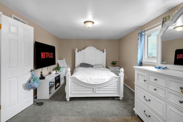 bedroom featuring carpet flooring