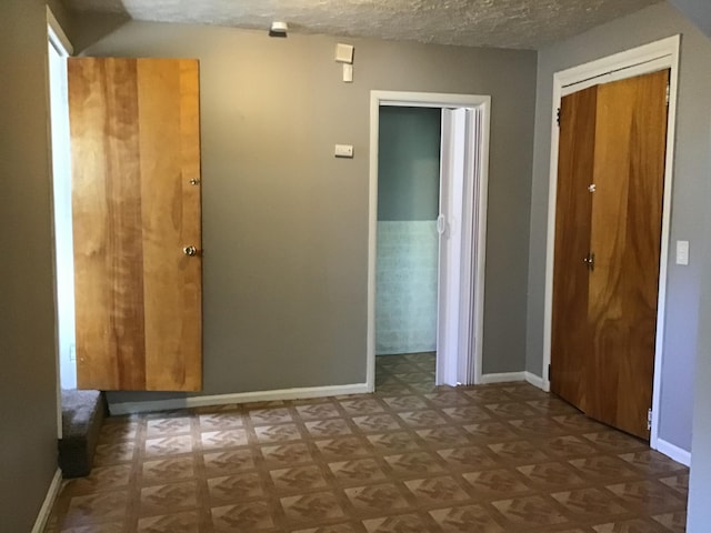 21915 Cyman Ave, Warren, MI 48091 - interior space with a textured ceiling