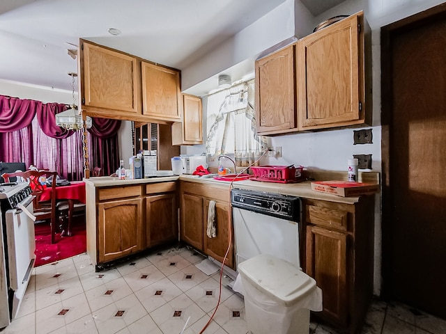 kitchen featuring sink, kitchen peninsula, and white range with gas stovetop