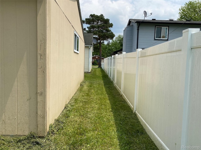 58785 Chennault Dr, New Haven, MI 48048 - view of yard