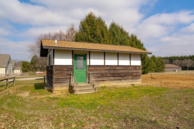 6735 S Scottdale Rd, Berrien Springs, MI 49103 - view of outdoor structure with entry steps and fence