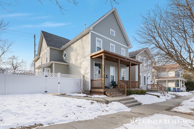 view of front of home featuring a porch