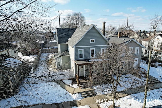 view of front property