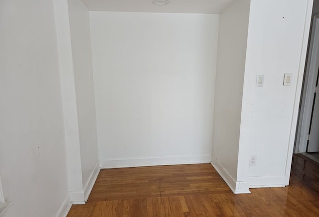 30052 Schoenherr Rd, Warren, MI 48088 - interior space with wood finished floors and baseboards