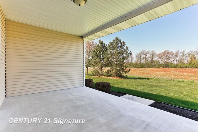 100 Tuscany Cir, Saginaw, MI 48603 - view of patio / terrace