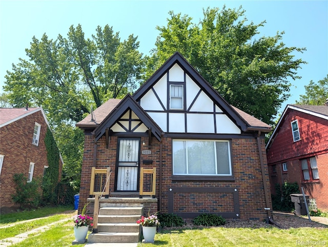 9221 Grayton St, Detroit, MI 48224 - photo 1
