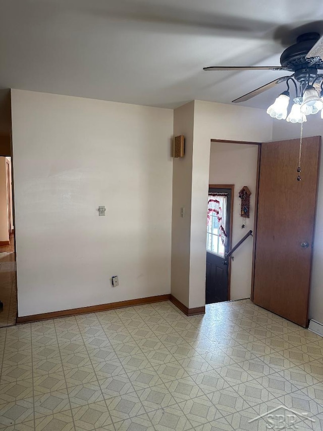 empty room featuring ceiling fan