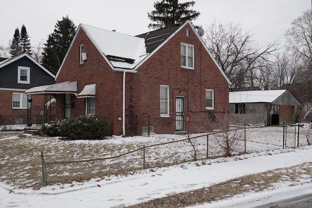 view of front of house