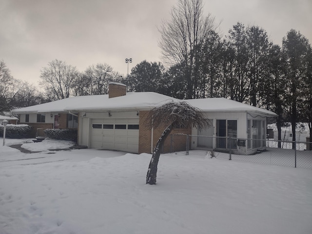 view of front facade with a garage