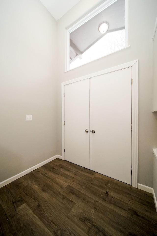 entryway featuring dark hardwood / wood-style floors