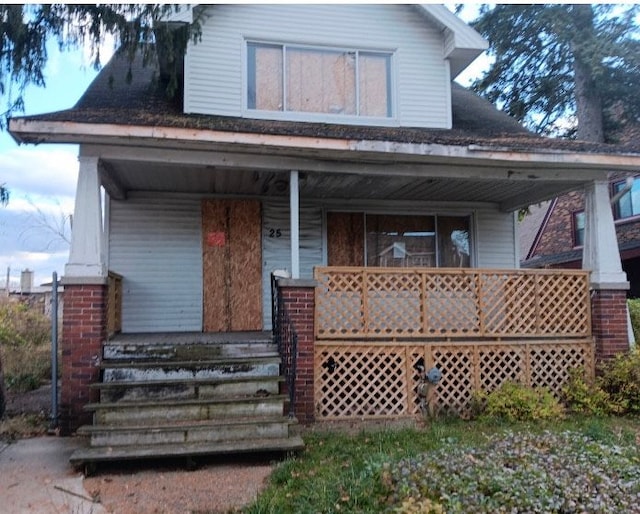 view of front of property with a porch