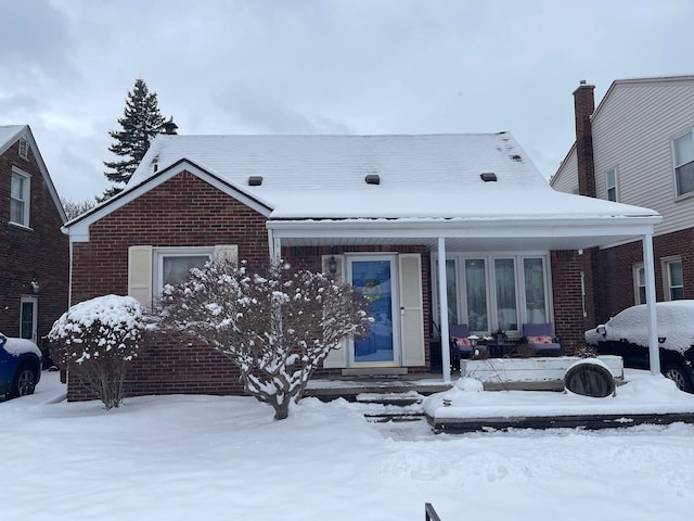 view of front facade featuring covered porch