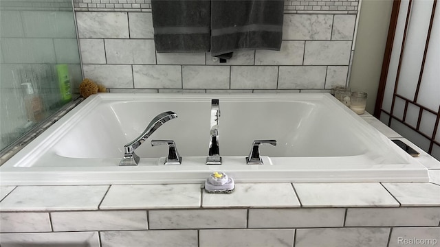 11720 Easy St, Kewadin, MI 49648 - full bath featuring a garden tub