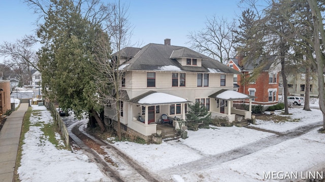 view of front facade featuring a porch