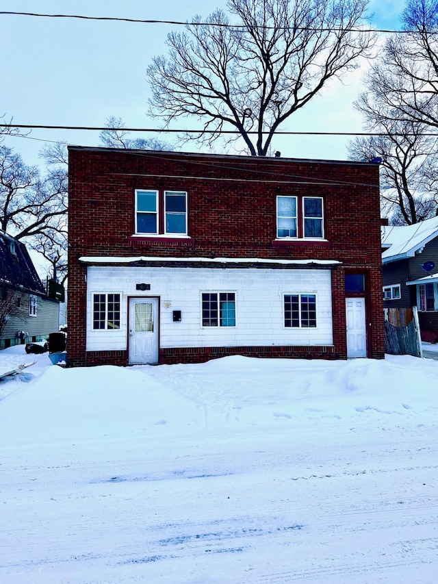 view of front of house