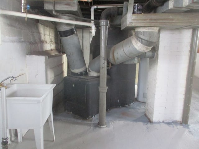 basement featuring sink