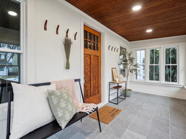 entrance to property with covered porch