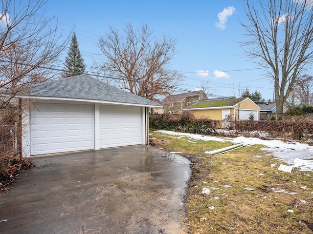 view of detached garage