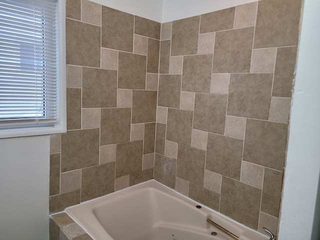 bathroom featuring a bathing tub