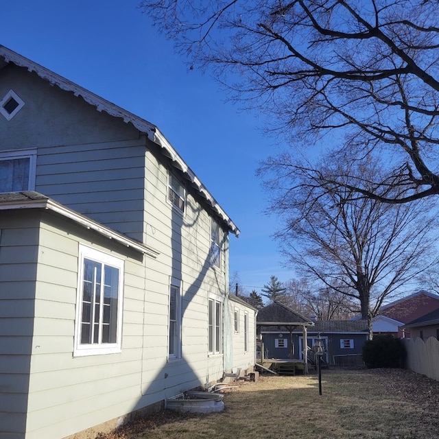 view of home's exterior