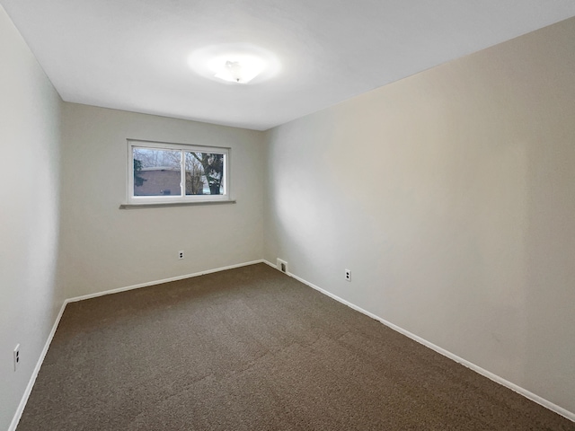 29743 Chelmsford Rd, Southfield, MI 48076 - spare room with carpet and baseboards