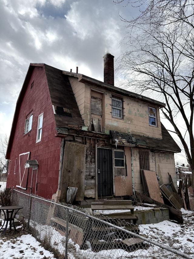 view of front of house