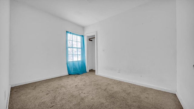 view of carpeted spare room