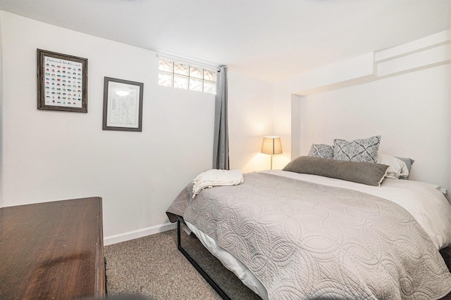 bedroom with carpet flooring