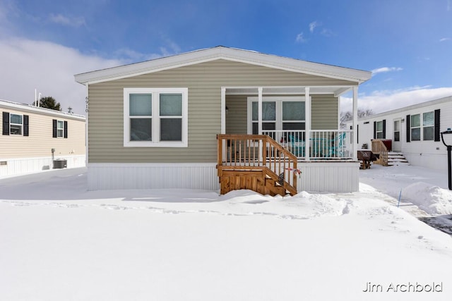 manufactured / mobile home with covered porch