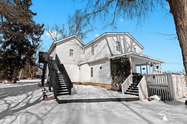 exterior space featuring a porch