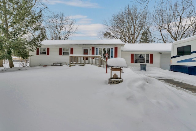 view of front of house featuring a garage