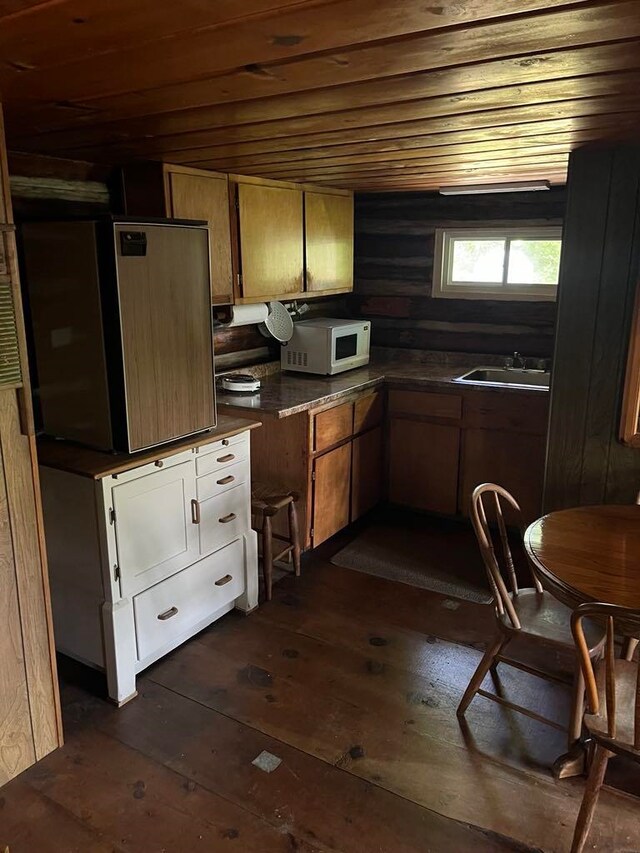 108 Ute Trl, Manton, MI 49663