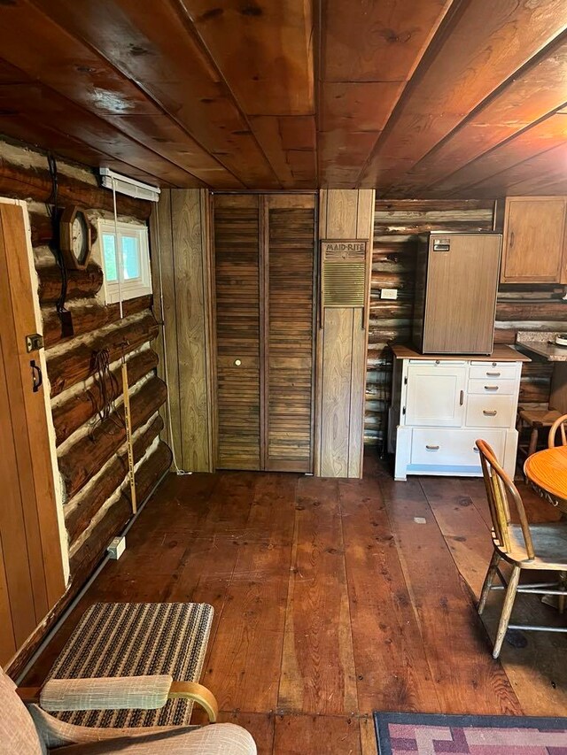 108 Ute Trl, Manton, MI 49663