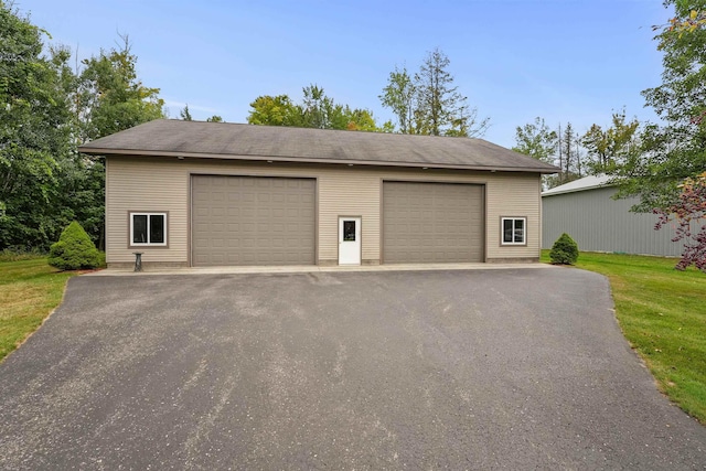 11246 Kings Pt, Alanson, MI 49706