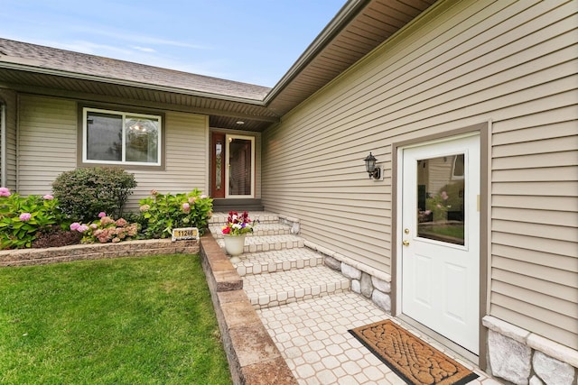 11246 Kings Pt, Alanson, MI 49706
