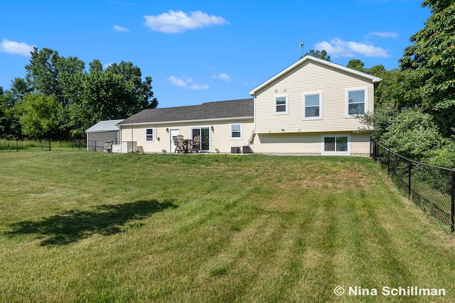 834 N Michigan St, Fremont, MI 49412 - rear view of house