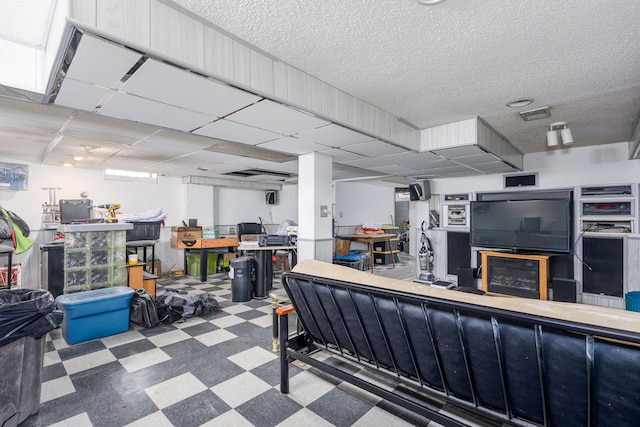 interior space featuring visible vents and tile patterned floors